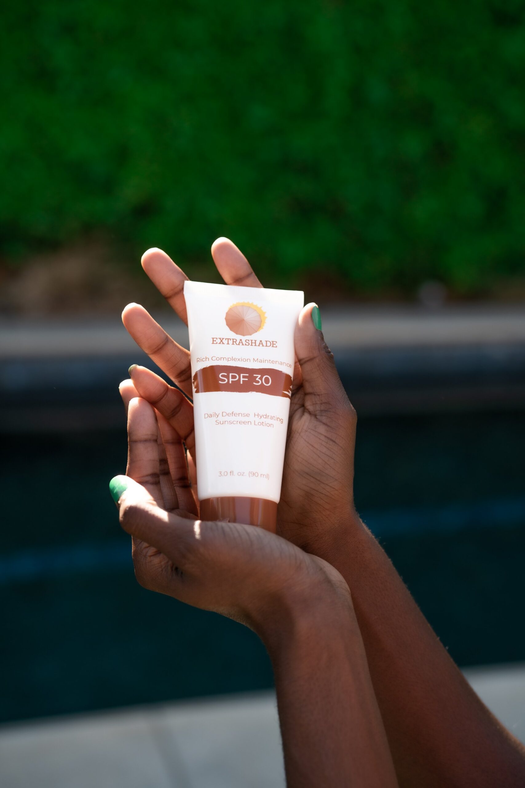 EXTRASHADE Daily Defense Hydrating Lotion SPF 30 EXTRASHADE